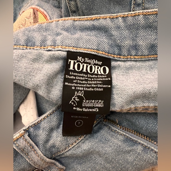 My Neighbor Totoro size 7 Embroidered Patch High Waisted Jean Shorts Blue - Picture 3 of 7